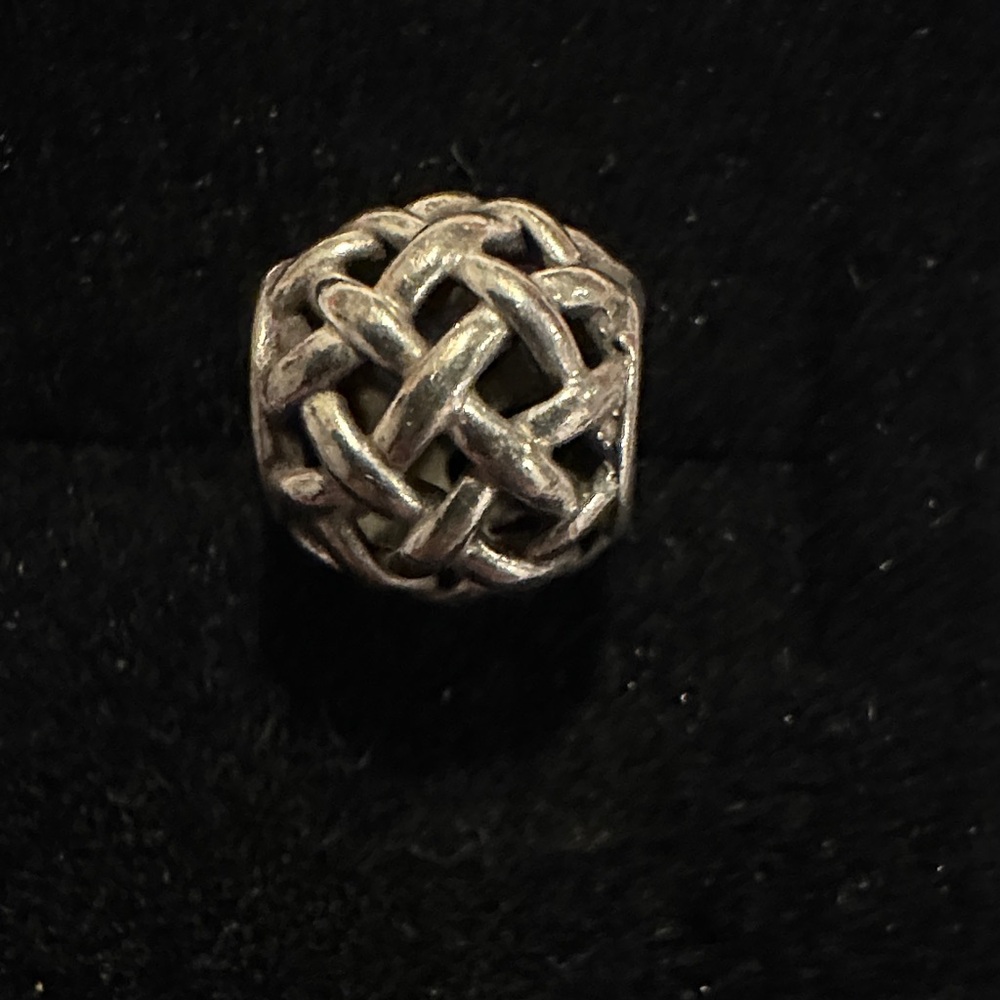 Intricate Silver Knot Pandora Charm